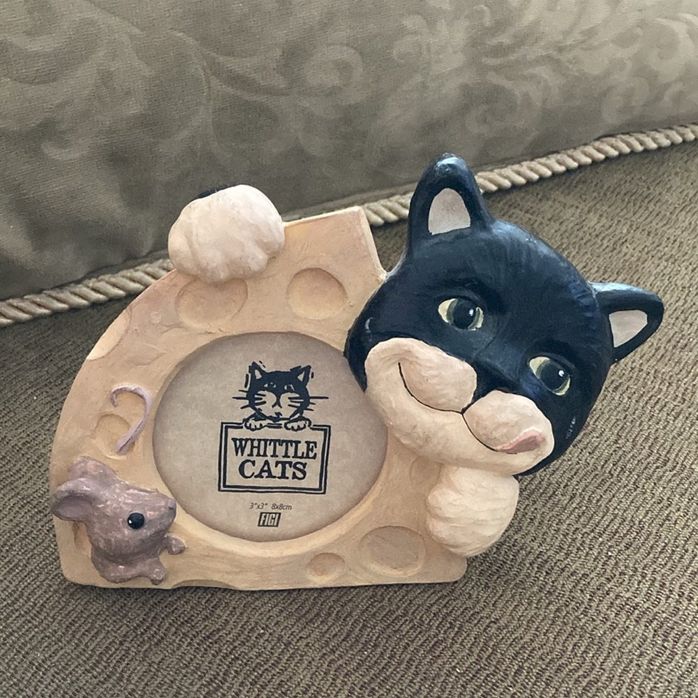 Vintage Cat & Mouse Decorative Picture Frame